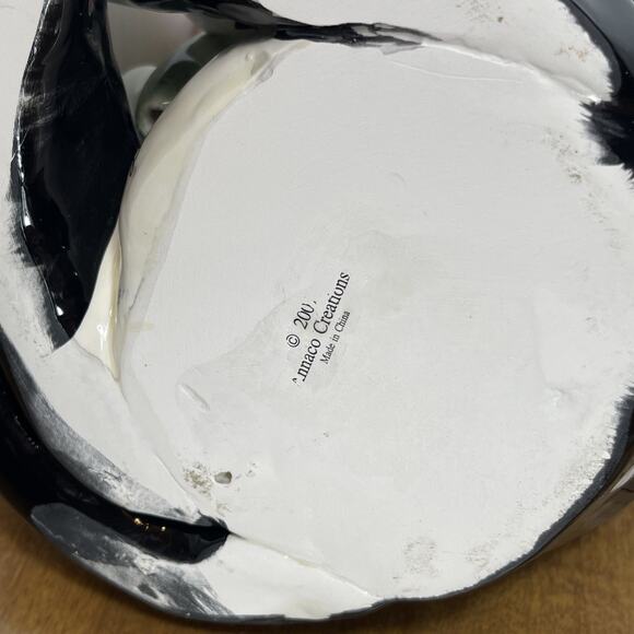 Vintage Amy Lacombe Cat Figurine Black White Polka Dot Flower 2001 Whimsiclay - Picture 8 of 10